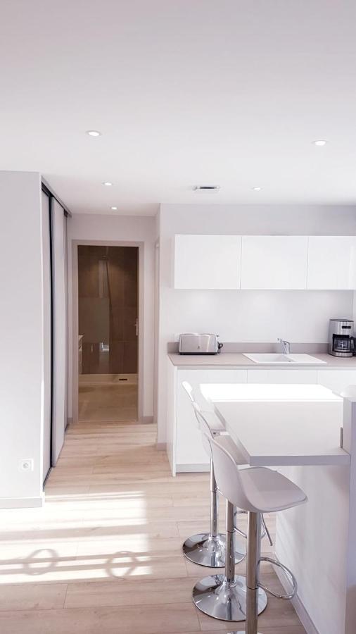 Le White Cosy A 5 Minutes Du Lac Avec Parking Privatif Gratuit Annecy Exterior photo