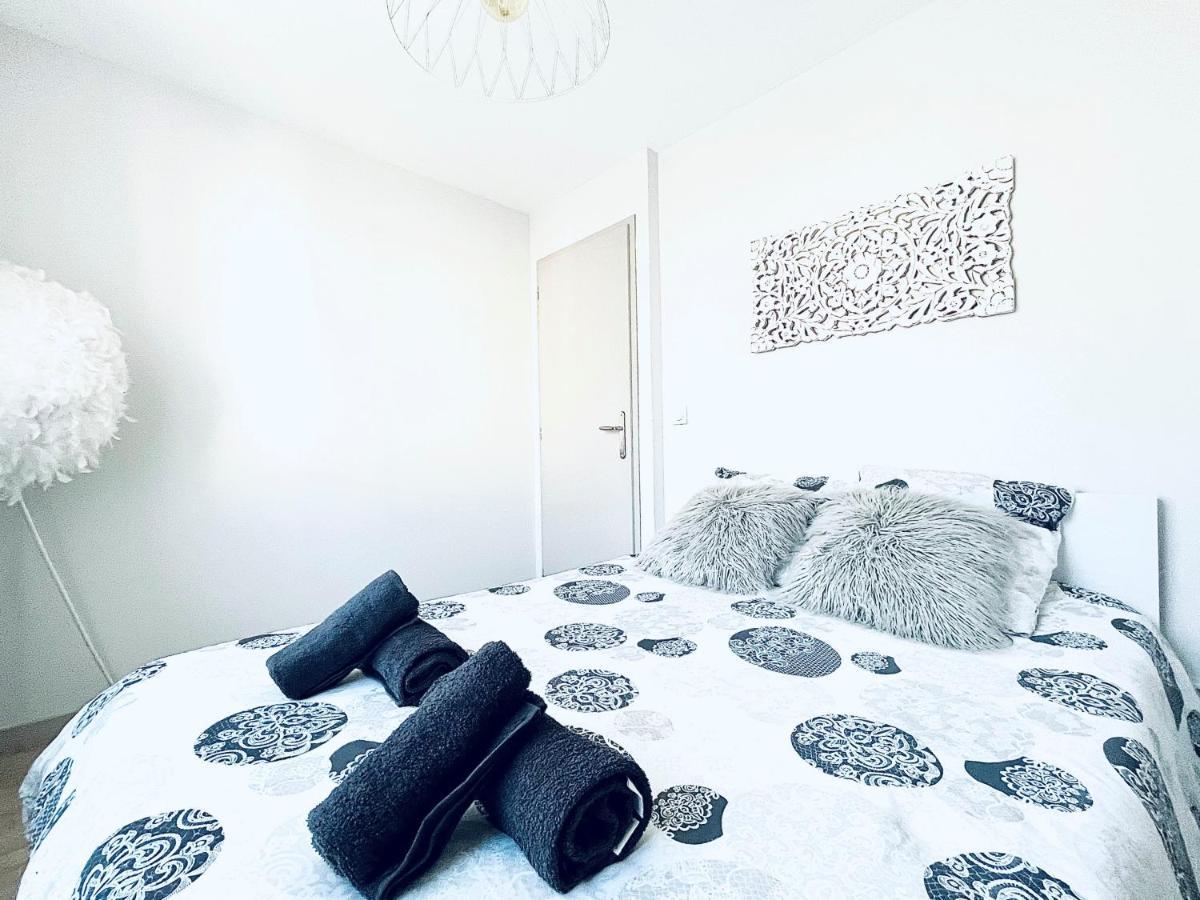 Le White Cosy A 5 Minutes Du Lac Avec Parking Privatif Gratuit Annecy Exterior photo